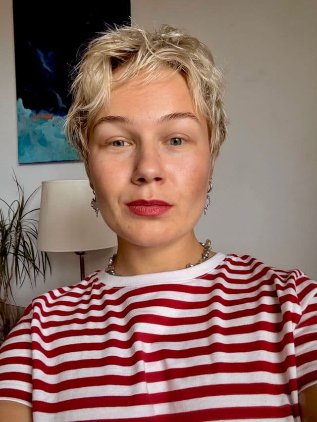 2ee94bef-3c16-4dd2-bed7-25d64b186675