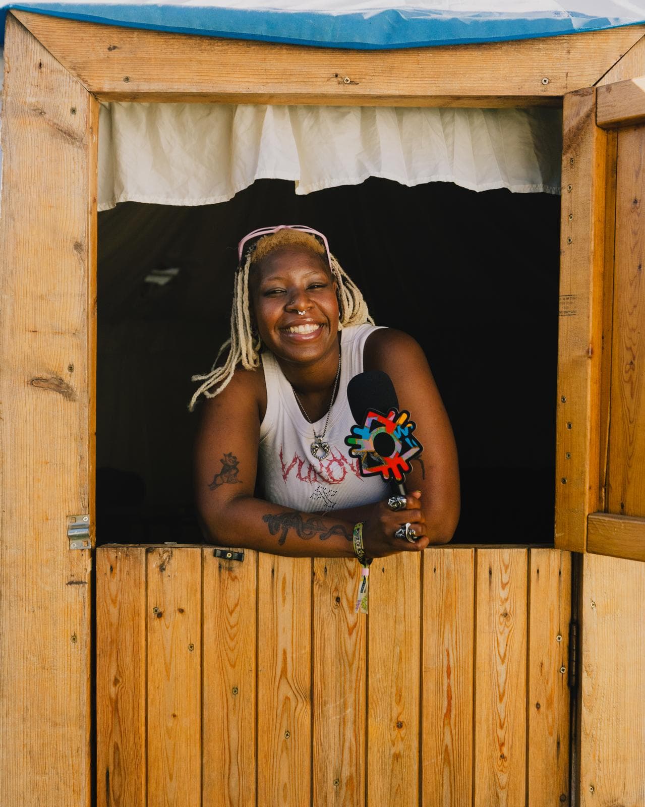 851f2b58-695a-4ca2-b549-fc30e34478df