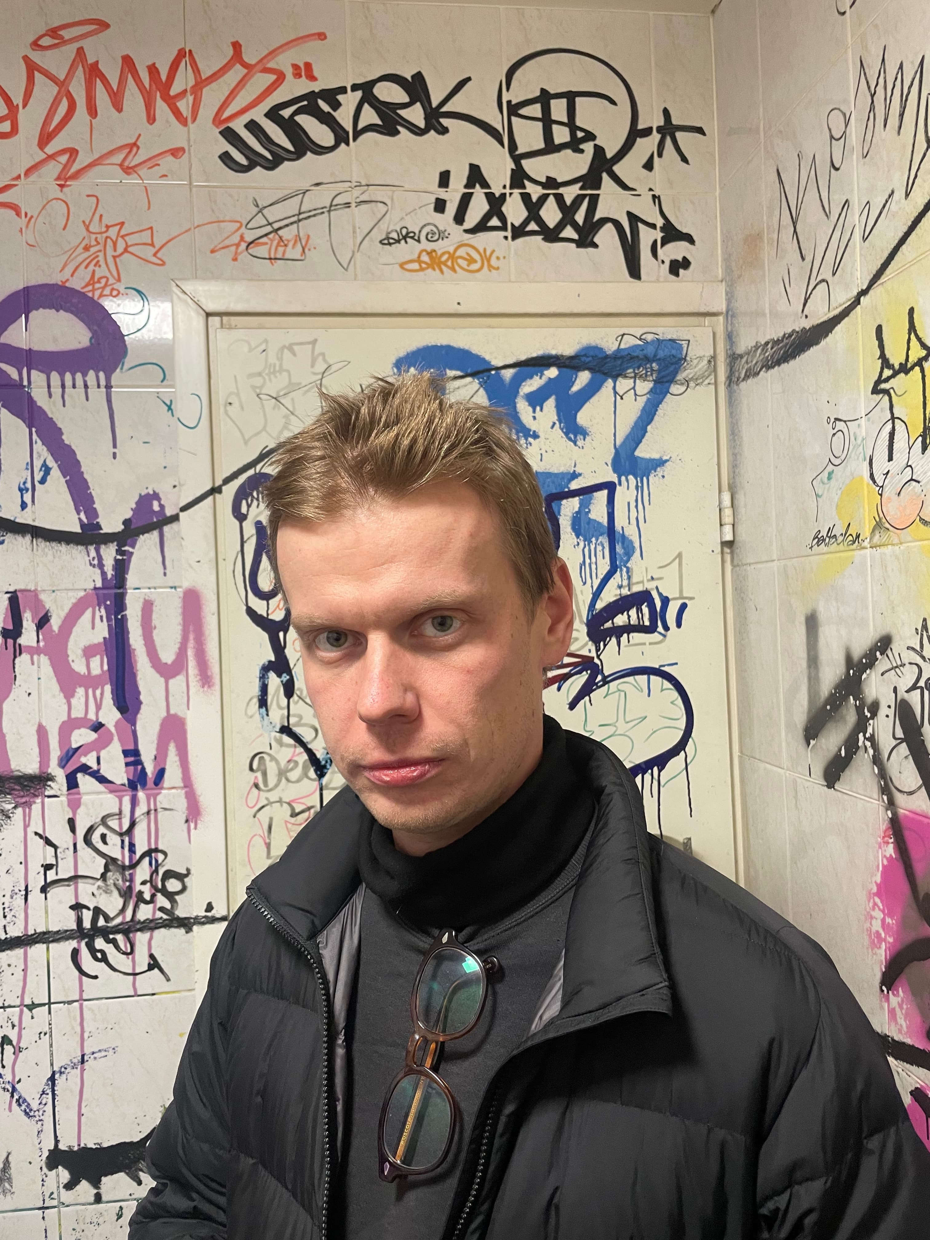 9329a782-fdc1-4b56-8d56-d1f37b4dfec5