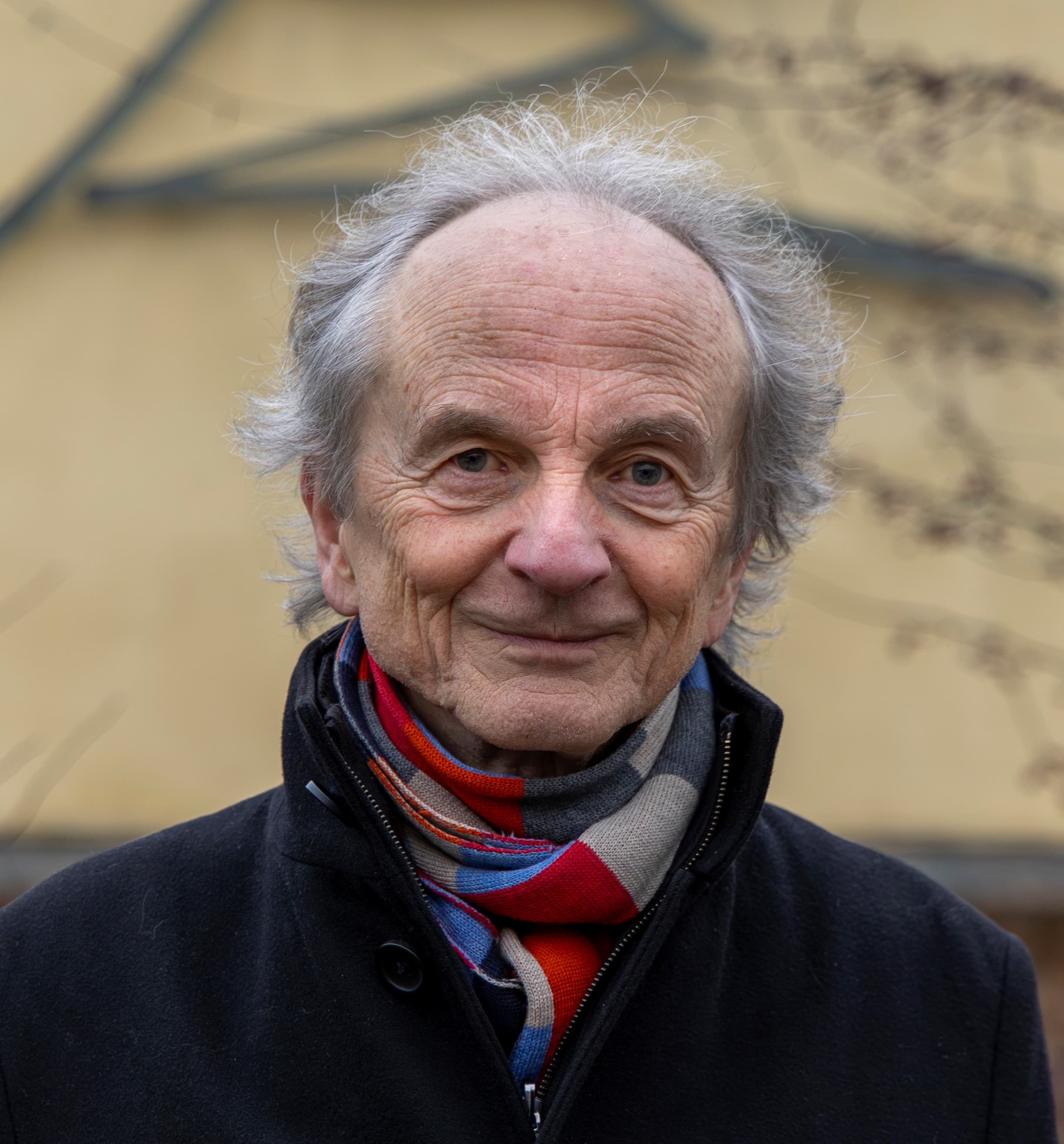 e739ef96-8f6f-436f-a9b9-757598523ea8